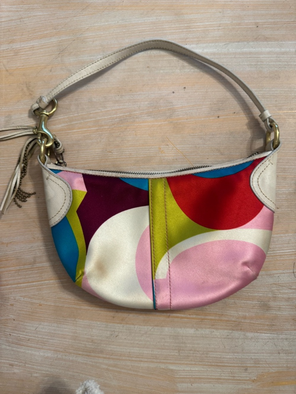 Rare Vintage Coach Silk Soho Y2K Multicolor Circle-Print Shoulder Bag